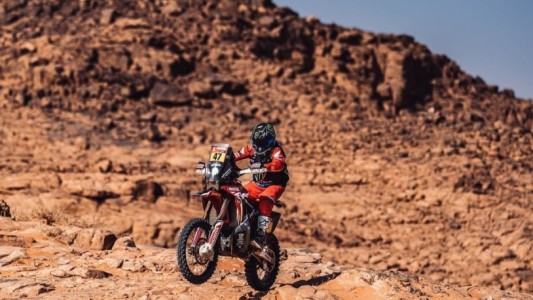 Kevin Benavides conserva la punta en motos a falta de una etapa para el cierre del Dakar