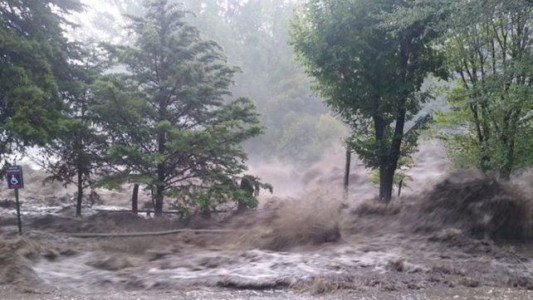 Fuerte temporal en Córdoba: desborde de ríos y casas arrasadas