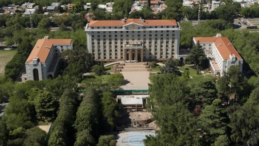 Despidieron a un empleado público que cobró 3 años de sueldo y nunca fue a trabajar