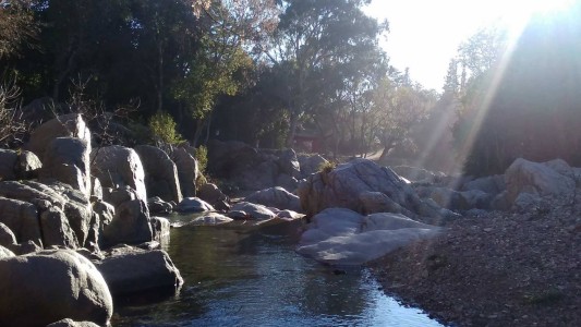 A pesar de las lluvias y las crecidas no hay daños en Sierras Chicas