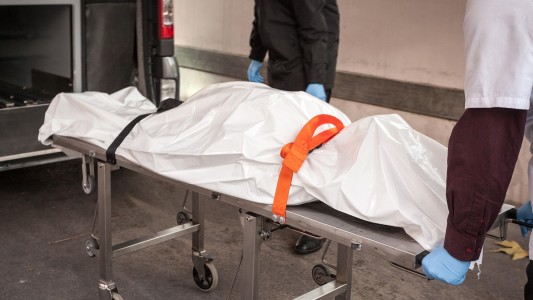 Dejaron "olvidado" más de dos meses el cadáver de un hombre en su departamento