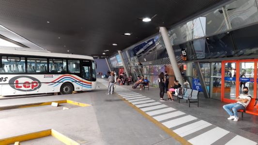 AOITA levantó el paro de interurbanos