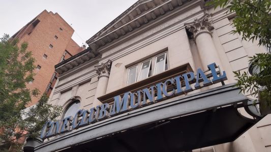 Después de 11 meses reabrió el cineclub municipal