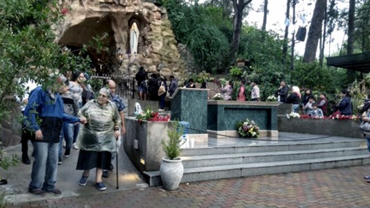 Alta Gracia: cierran el Santuario de la Virgen de Lourdes