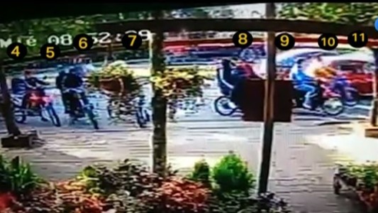 VIDEO: Robo piraña a una florería en medio de un cortejo fúnebre "tumbero"