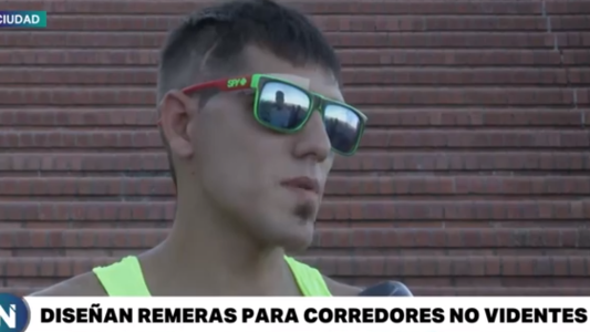 Perdió la vista hace 5 años y ahora hizo su mejor marca corriendo