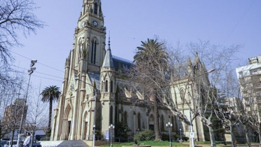 Víctimas reclaman en Mercedes que se quite el nombre de un cura abusador a una calle de la ciudad