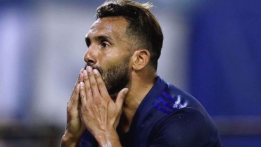 Tevez: "Podemos hacer historia y ganar el tricampeonato"