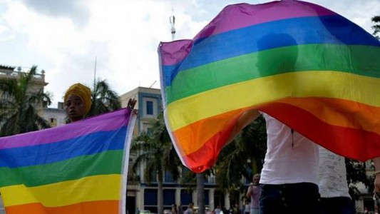 Polonia prohibirá que los gays puedan adoptar