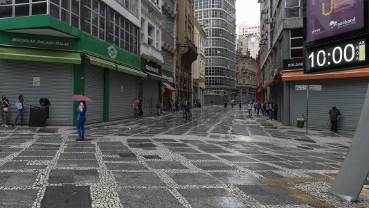 San Pablo impone toque de queda y suspende torneos para frenar la nueva ola de coronavirus