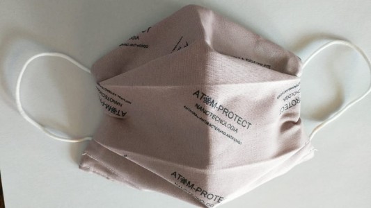 Nuevo barbijo de cuatro capas, con capacidad filtrante superior al 97% de polvo y gotas