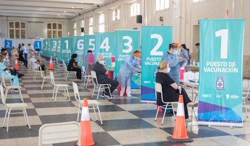 Se reanuda el operativo de vacunación: Llegaron a Córdoba 25.200 dosis de Sputnik V