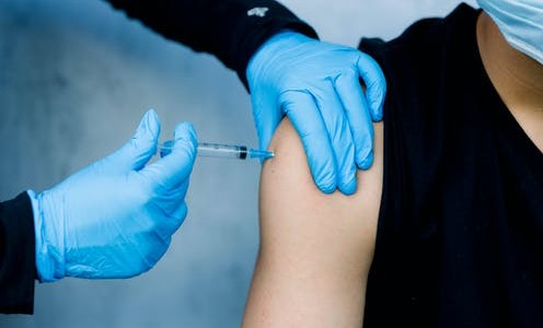 Llegaron más 25 mil vacunas a Córdoba. Conocé el cronograma oficial de vacunación