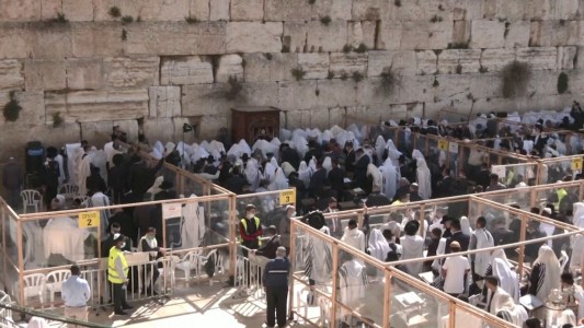 El  Muro de los Lamentos con medidas por el coronavirus