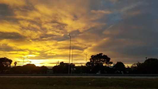 Martes: continúan las temperaturas primaverales con cielo nublado