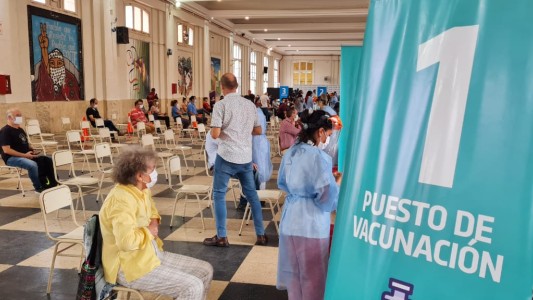 Llegan las vacunas y Córdoba reanuda la vacunación: ¿cómo será el operativo?