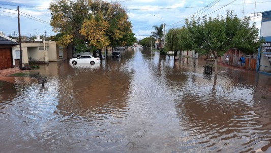 15 familias continúan evacuadas en Marcos Juárez tras el temporal