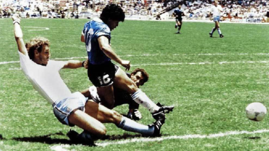 Así relató Mauro Viale el segundo gol de Diego Maradona a los ingleses en el mundial de 1986