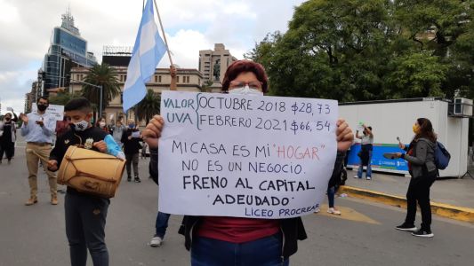 El drama de los créditos uva: perdió el trabajo y le van a ejecutar su vivienda