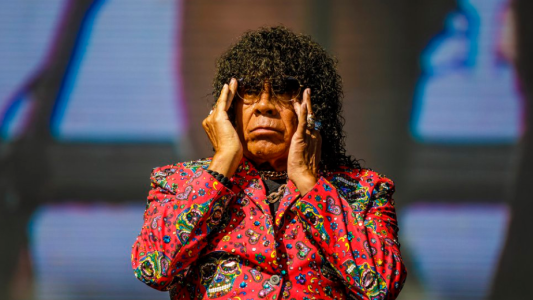 La Mona y un mensaje de aliento para un colega y amigo que padece coronavirus