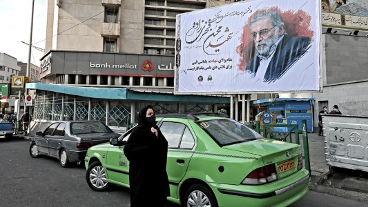 Irán marcó un nuevo récord de casi 25.500 casos de coronavirus en un día