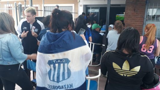 Así alentaron los hinchas de Talleres a su equipo pese a la derrota ante Emelec en la copa sudamericana