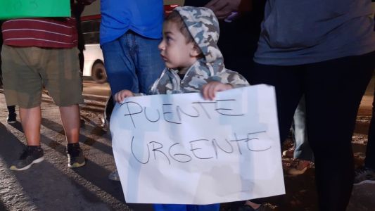 Vecinos de tres barrios reclaman por seguridad vial a la altura de Rancagua y Circunvalación
