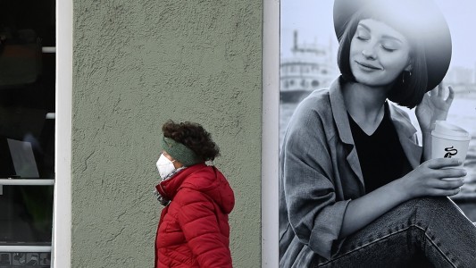 Alemania: rige la ley que le da más poder a Merkel para imponer restricciones