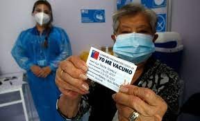 Escándalo en Paraguay con vacunados VIP: renuncia de una senadora y sumarios a funcionarios