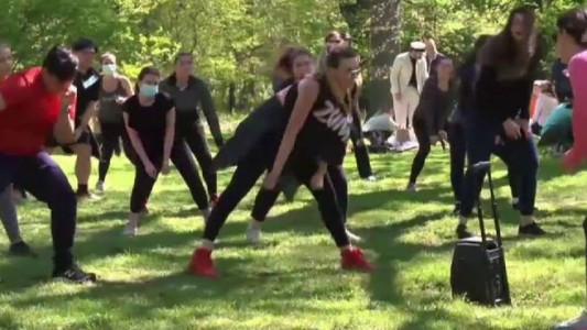 Zumba para combatir el estrés en Nueva York, al ritmo de una argentina
