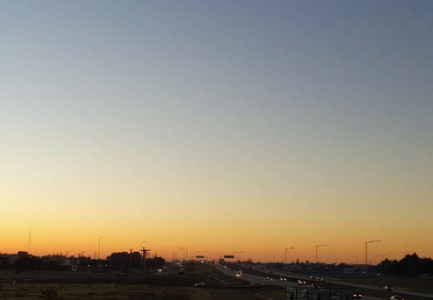 Anticipan jornada fresca hasta el mediodía, con cielo nublado