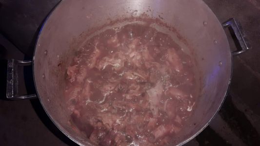 En un año se duplicaron la cantidad de personas que alimentan en el comedor de barrio Los Robles