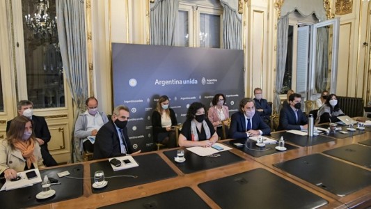 El Gobierno convocó a expertos y epidemiólogos a una reunión en la Casa Rosada