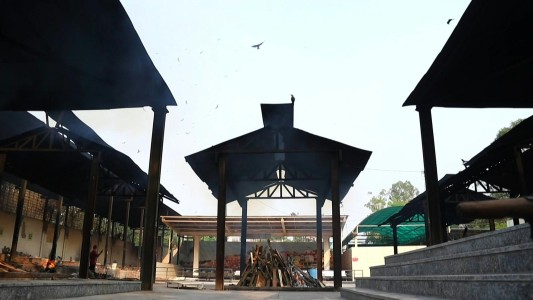 India supera los 300 mil muertos por coronavirus