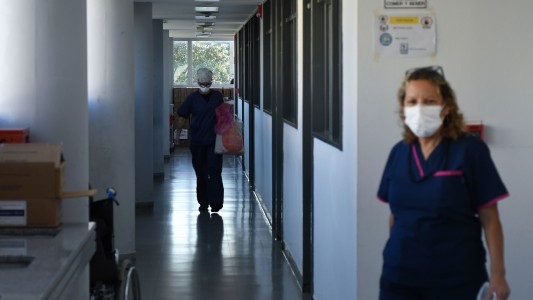 Estudios: la inmunidad contra el coronavirus podría durar varios años