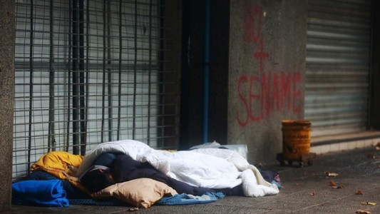 Murió una mujer en situación de calle sin saber que años antes había heredado casi US$ 900.000