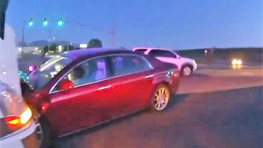 Una nena de 9 años le robó el auto a sus papás y manejó 16 kilómetros para "ir a nadar al océano"