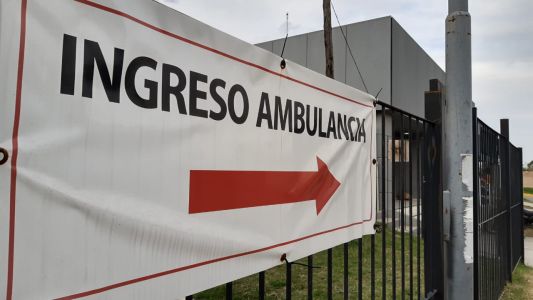 Camas covid ocupadas en un 83%