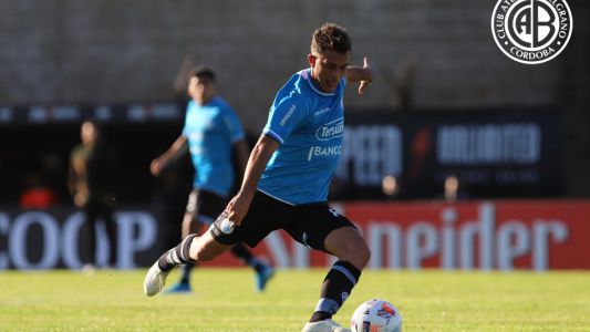 Farré debutó con un empate sobre la hora