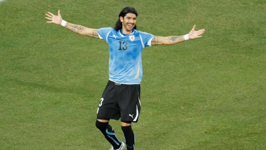 Se retira el Loco Abreu: jugó en 32 clubes