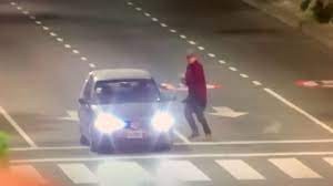 Seguirá preso el policía que baleó a un limpiavidrios en la 9 de Julio