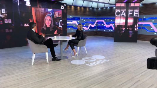 Un café Claudia Brant