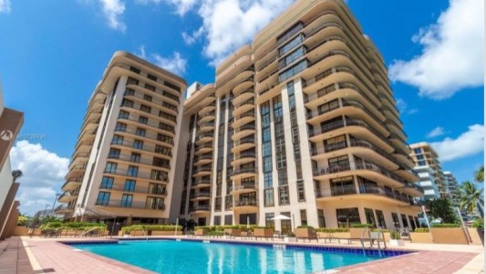 Así es el edificio del Condominio Champlain Towers que se derrumbó en Miami