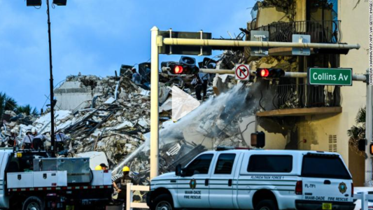 Por qué colapsó el edificio de Miami: el misterio que ronda entre los investigadores