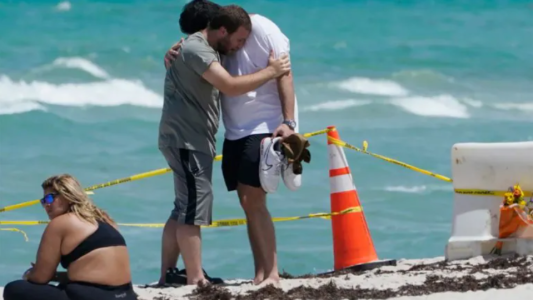 Miami: un mar de lágrimas, dolor e incertidumbre por los familiares desaparecidos entre escombros