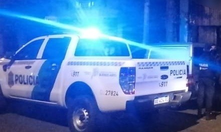 Se despertó, vio que su mamá no estaba y salió solo a la calle: tiene 4 años y fue encontrado por los vecinos