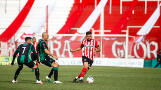 Con un gol en el último minuto, Instituto empató 1 a 1 con San Martín de San Juan