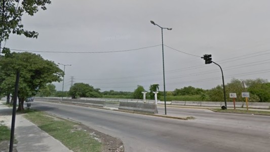 Atropellaron y mataron a una mujer tras robarle su camioneta