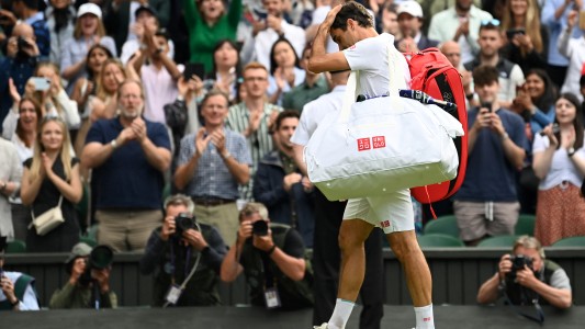 Roger Federer cayó ante Hubert Hurkacz y se despidió de Wimbledon