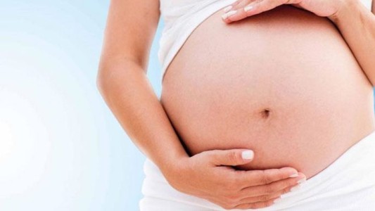 Embarazadas se pueden vacunar sin turno previo en Córdoba: los nuevos requisitos